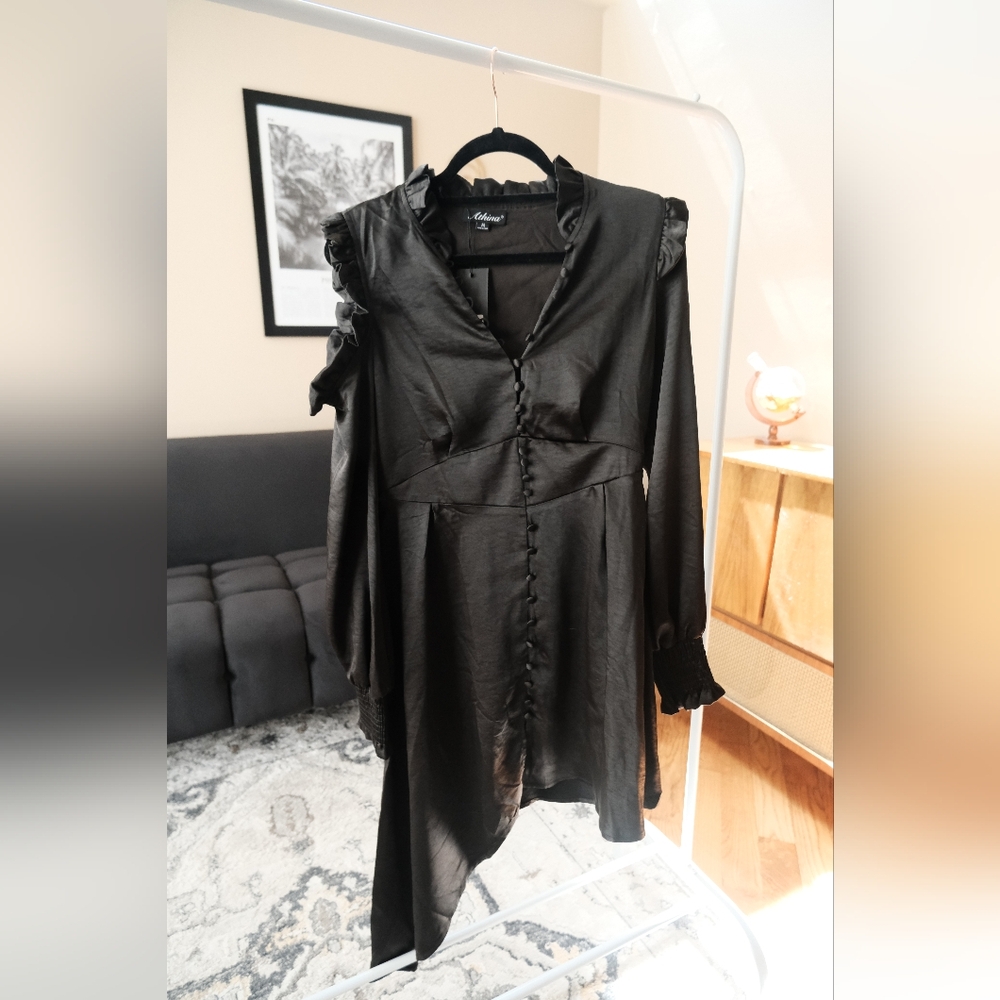 Chic Black Long Sleeve Dress NWT